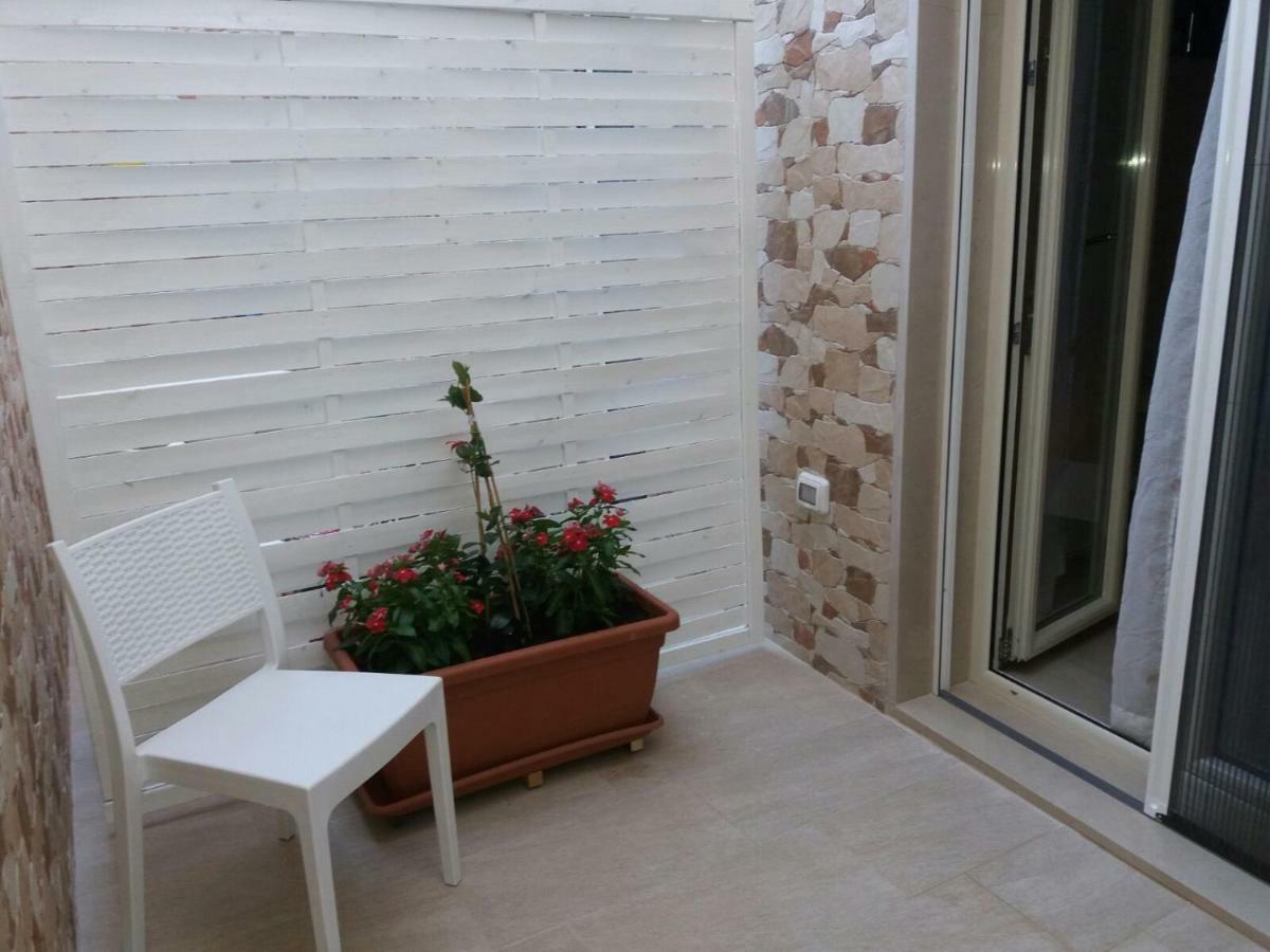 La Dimora Di Vituccio B&B Avetrana Exterior foto